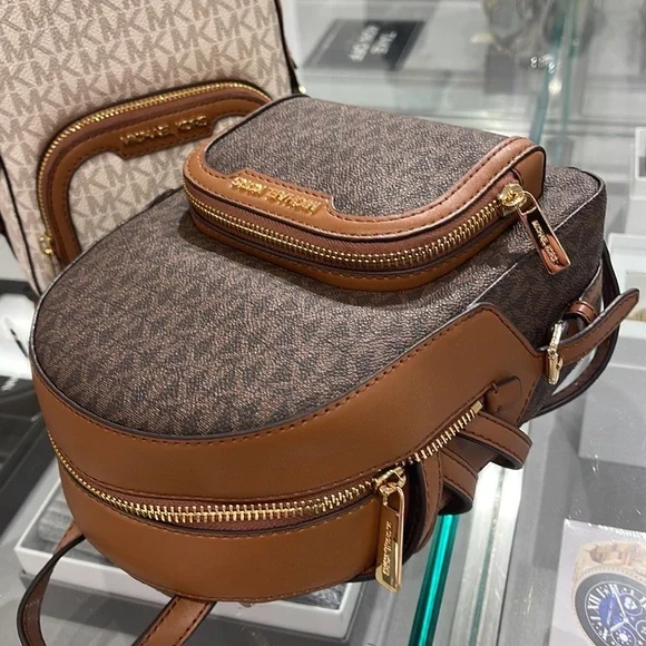 Michael Kors Ladies Backpack Bag Jaycee XS Conv Zip Backpack Brown - Picture 6 of 16